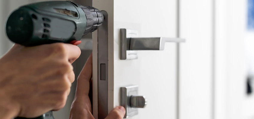 Locksmith For Lock Replacement Near Me in Larkfield-Wikiup, CA