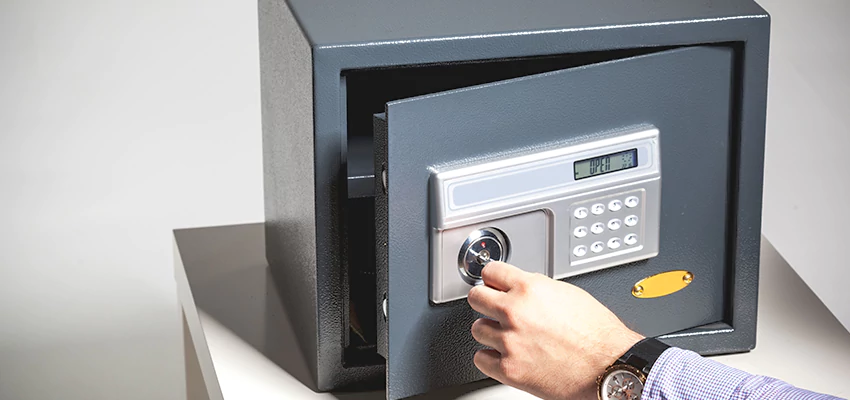 Jewelry Safe Unlocking Service in Larkfield-Wikiup, California